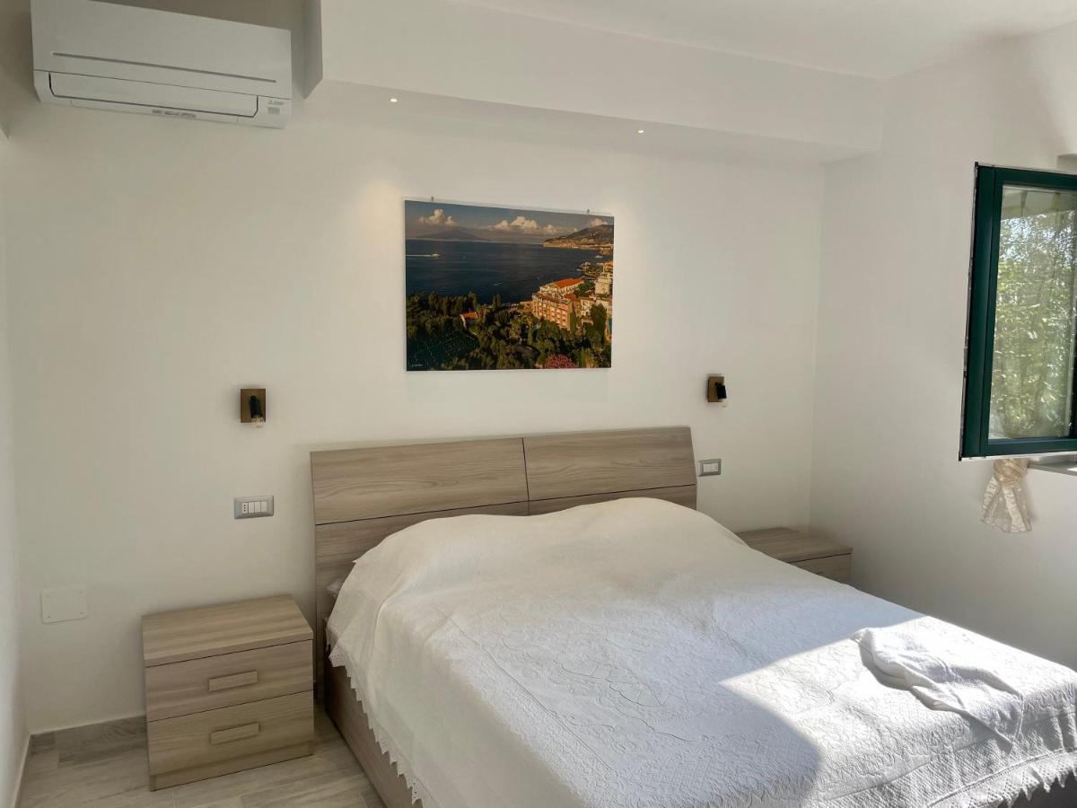 Sorrento Realty Holidays - The Smile Of The Sun Exterior photo
